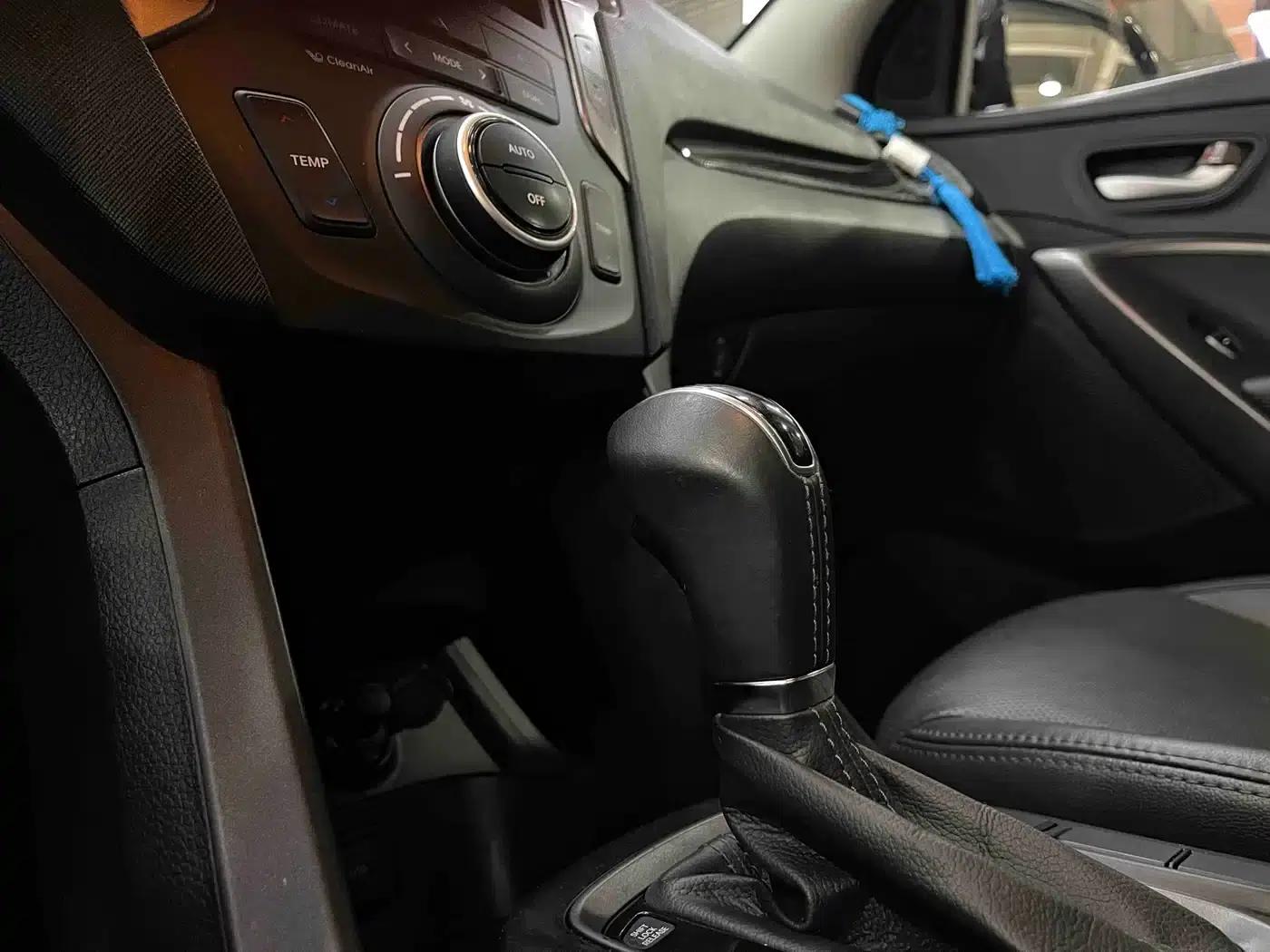 Geely Grand Hyatt 2013 3.0L 7-seater 4WD Comfort Edition — миниатюра 12