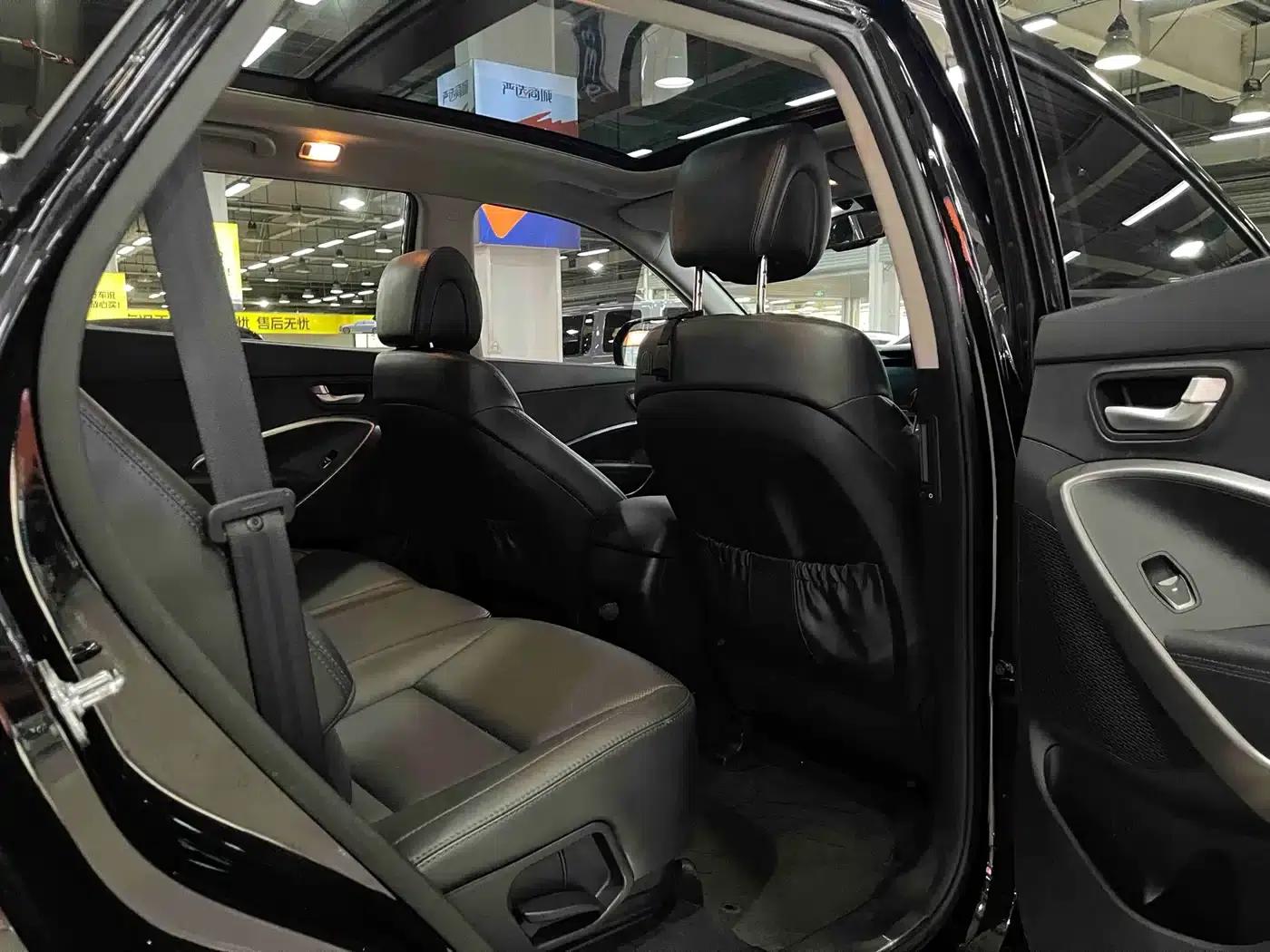 Geely Grand Hyatt 2013 3.0L 7-seater 4WD Comfort Edition — миниатюра 13