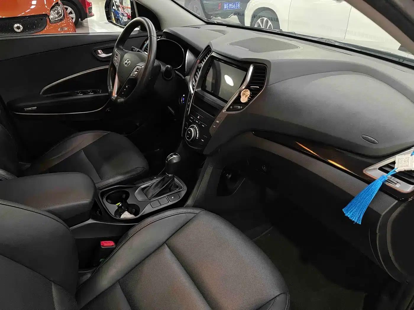 Geely Grand Hyatt 2013 3.0L 7-seater 4WD Comfort Edition — миниатюра 14