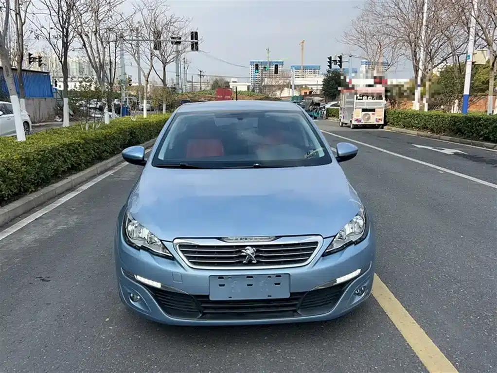 Peugeot 308S 2015 1.2T Automatic Premium Edition — миниатюра 19