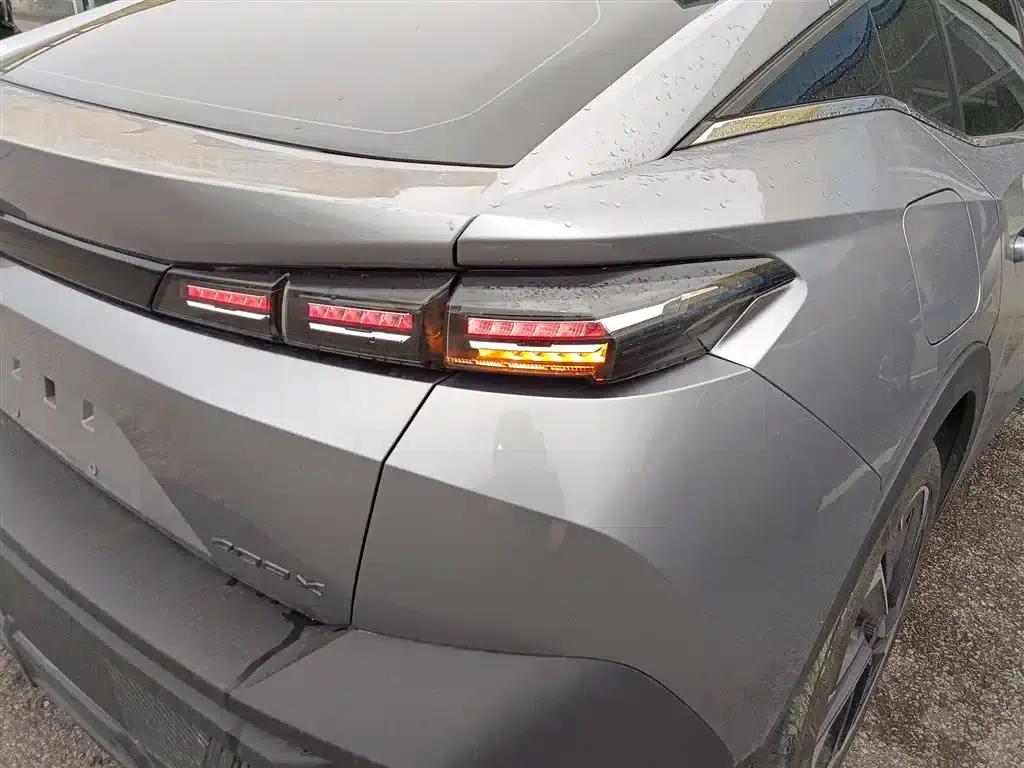 Peugeot 408X 2023 Charm Edition — миниатюра 25