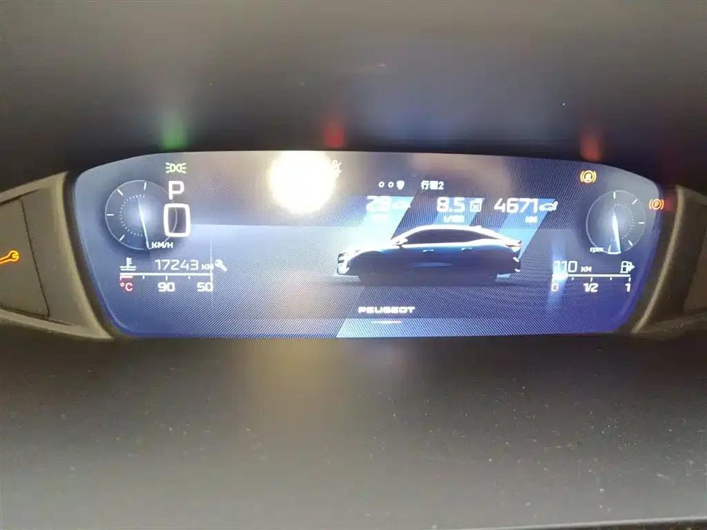 Peugeot 408X 2023 Charm Edition — миниатюра 8