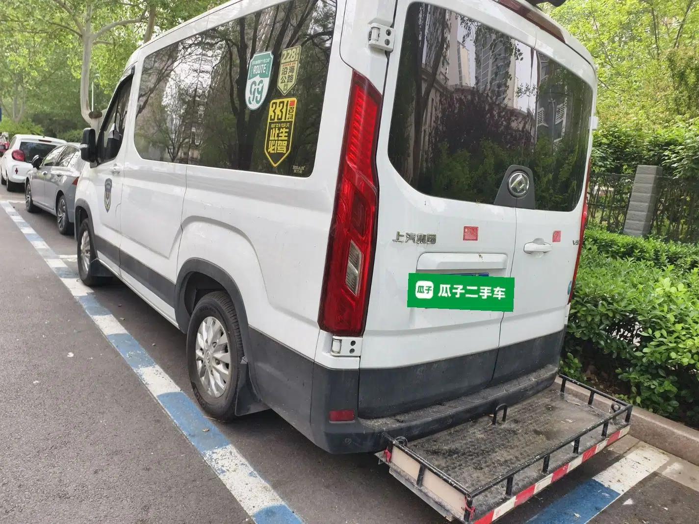 SAIC MAXUS Xintu V90 2022 2.0T Manual Zhiyun King Rear-Drive Short Wheelbase Mid-Roof Design with Single Rear Tire and 6 Seats — миниатюра 4