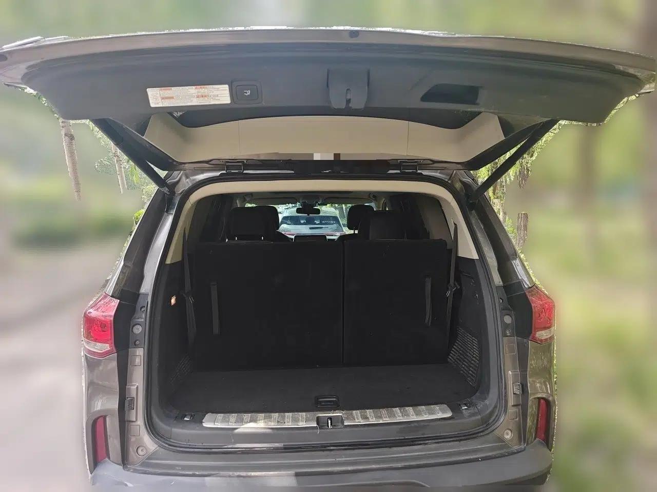 SAIC MAXUS D90  — миниатюра 20