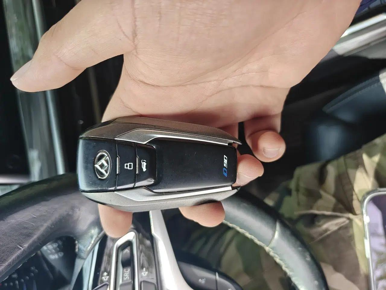 SAIC MAXUS D90  — миниатюра 9