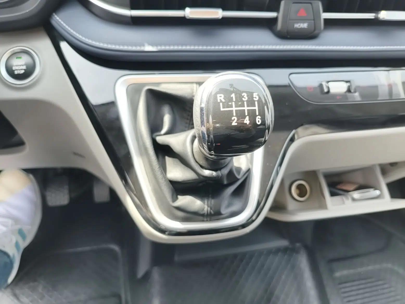 SAIC MAXUS Xintu V70 2023 2.0T Elite Edition Manual Transmission Short Wheelbase Low Roof 5/6 Seats (125 hp) — миниатюра 17