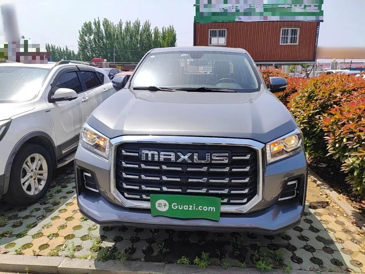 SAIC MAXUS Xingji 2023 Starry L 2.0T Diesel Manual Two-Wheel-Drive Elite Edition Flatbed — миниатюра 2