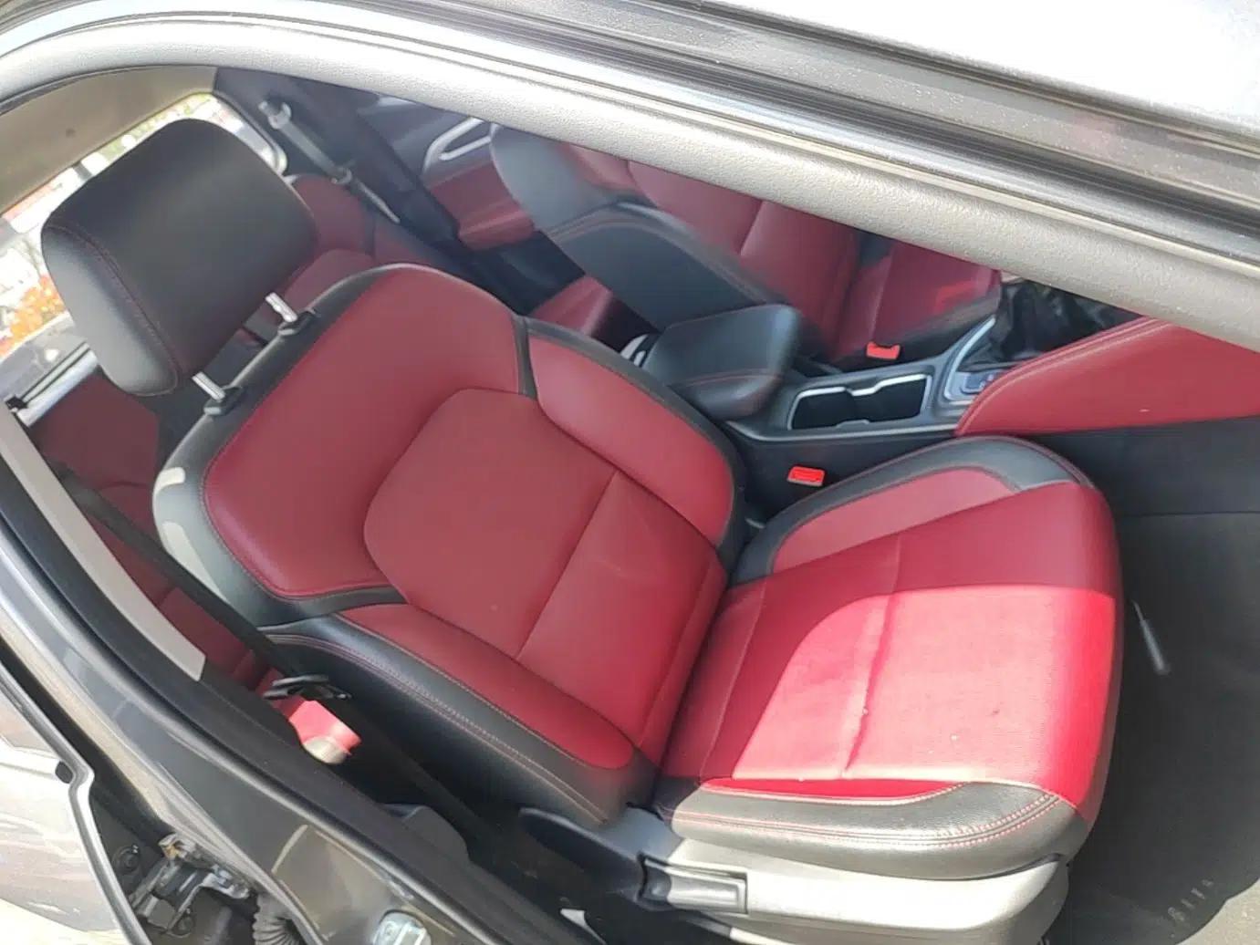 SAIC MAXUS Xingji 2023 Starry L 2.0T Diesel Manual Two-Wheel-Drive Elite Edition Flatbed — миниатюра 23