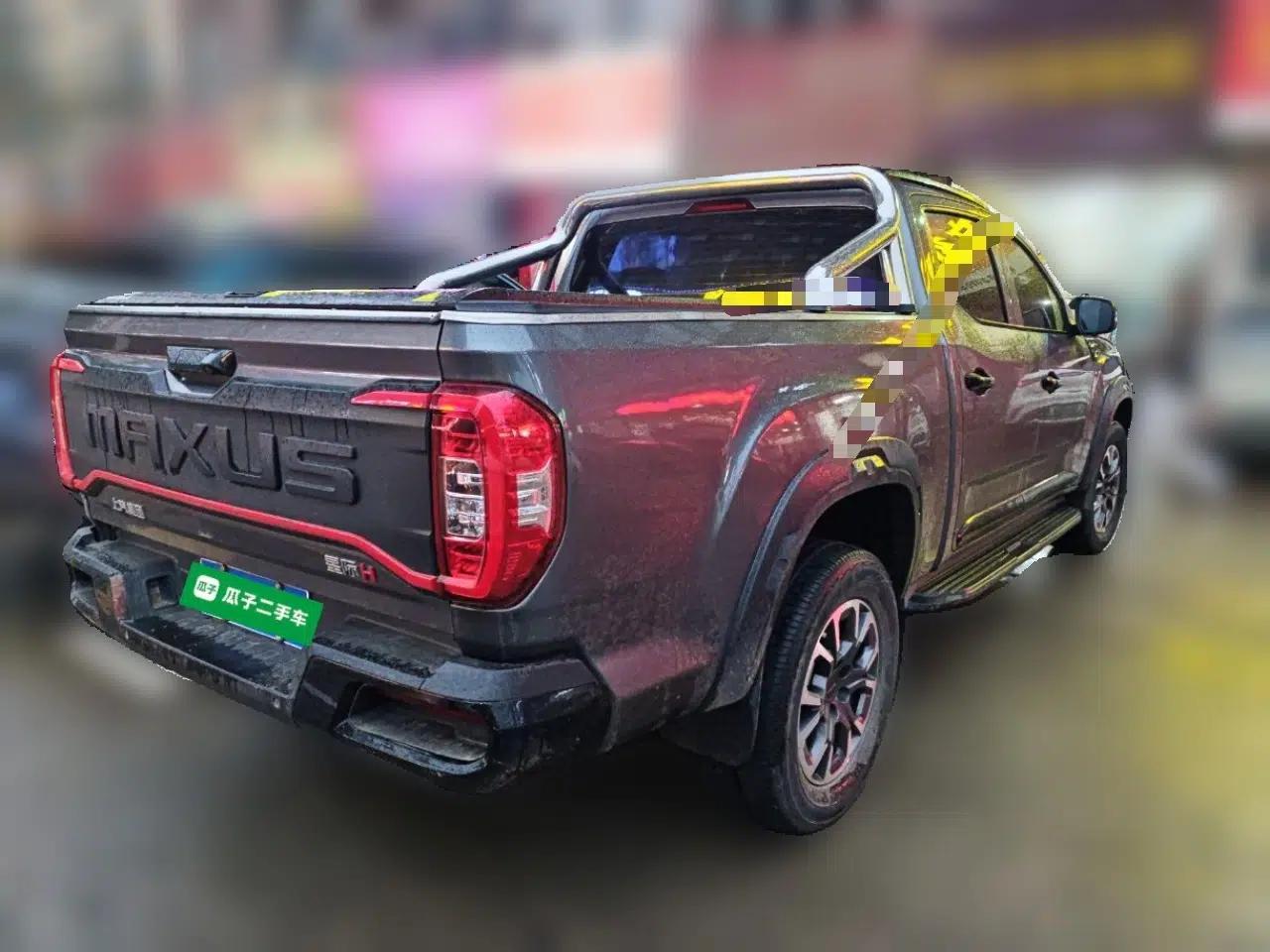 SAIC MAXUS Xingji 2023 Starry H 2.0T Automatic Diesel Dual-Turbo All-Wheel Drive Luxury Edition Long Wheelbase — миниатюра 6