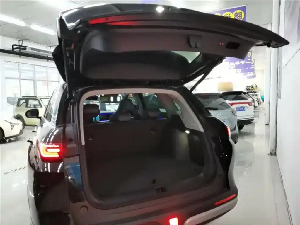 Hiace 07 DM-i 2025 Model 150 Navigator+ Edition — миниатюра 19