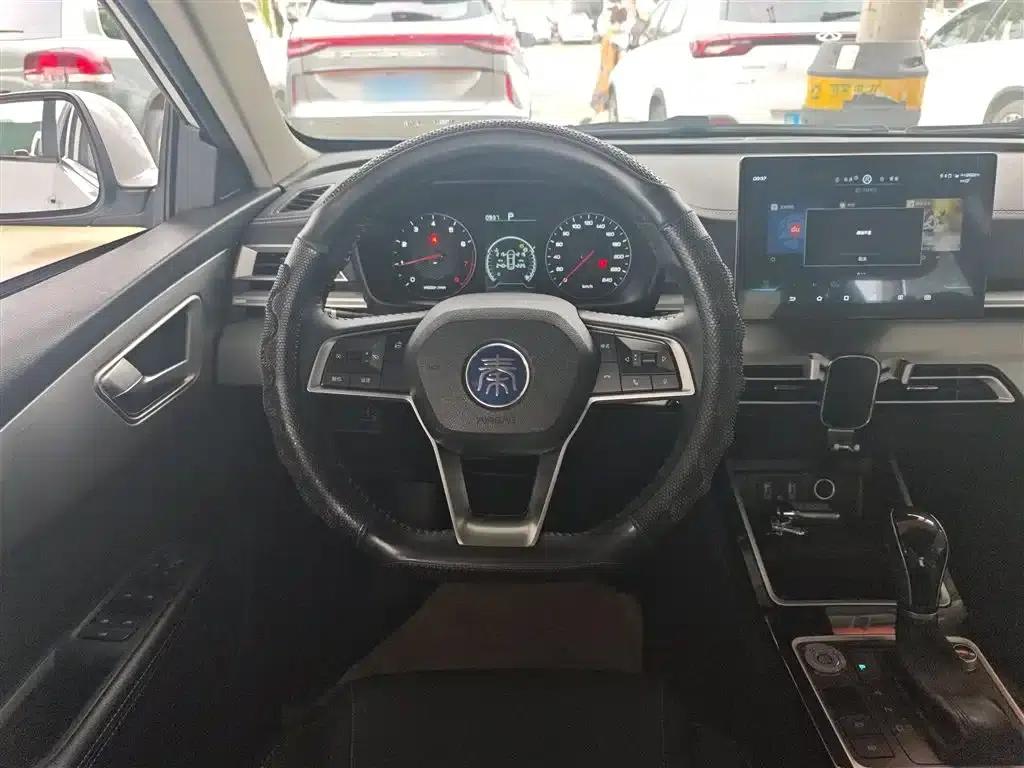 Qin 2019 1.5L Automatic Premium Edition — миниатюра 11