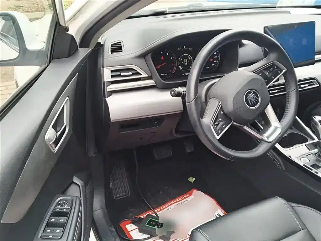 Qin 2019 1.5L Automatic Premium Edition — миниатюра 12
