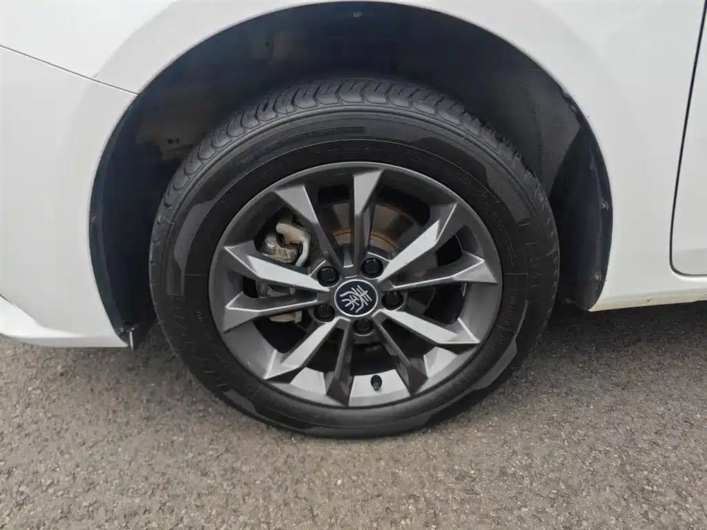 Qin 2019 1.5L Automatic Premium Edition — миниатюра 23