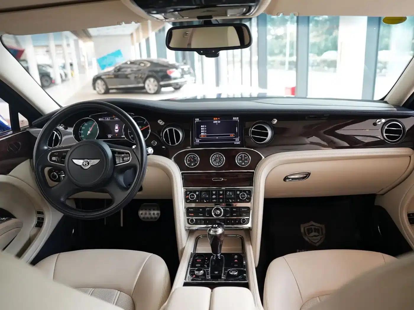 Mulsanne 2011 6.8T Premium Edition — миниатюра 5