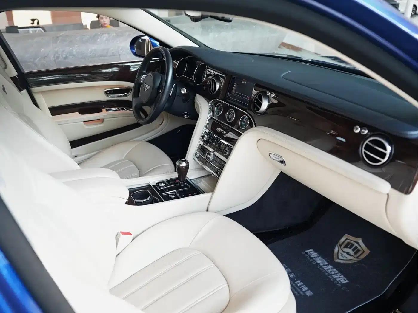 Mulsanne 2011 6.8T Premium Edition — миниатюра 6