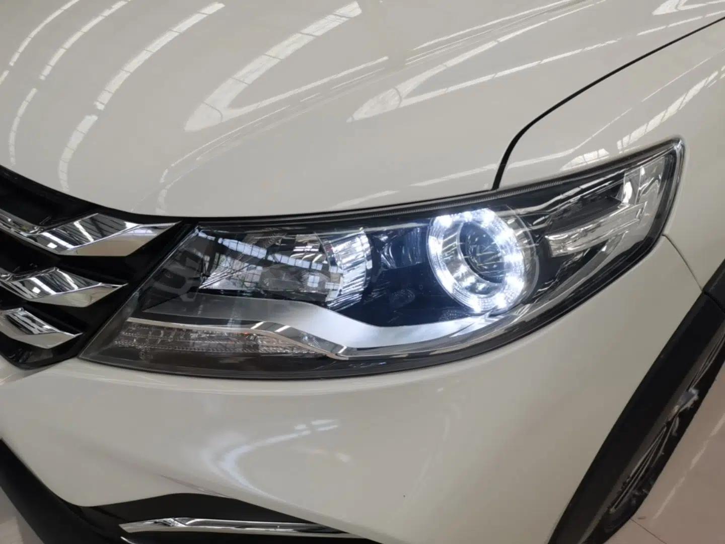 Dongfeng Aeolus AX3 2019 1.6L Manual Enjoyment Edition — миниатюра 9