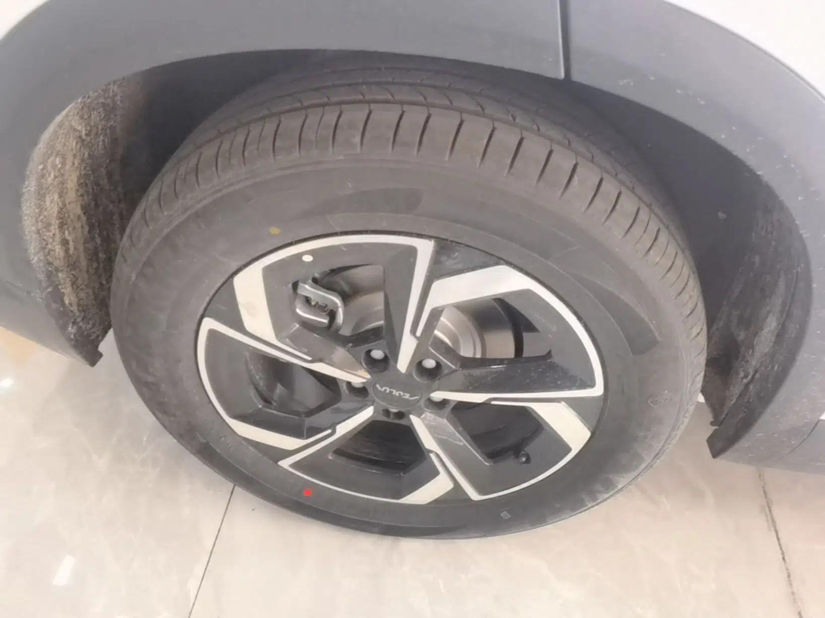 Dongfeng Aeolus L7 New Energy 2025 518 Comfort Edition — миниатюра 10