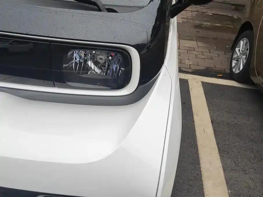 Baojun E300 2020 Plus Interstellar Intelligent Driving Edition — миниатюра 5