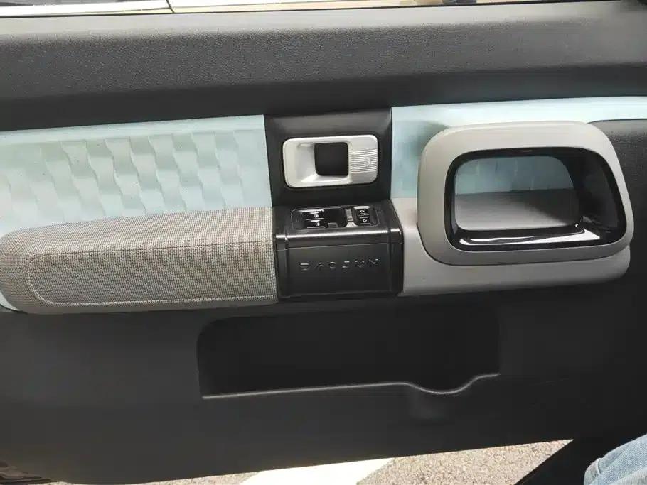 Baojun E300 2020 Plus Interstellar Intelligent Driving Edition — миниатюра 7