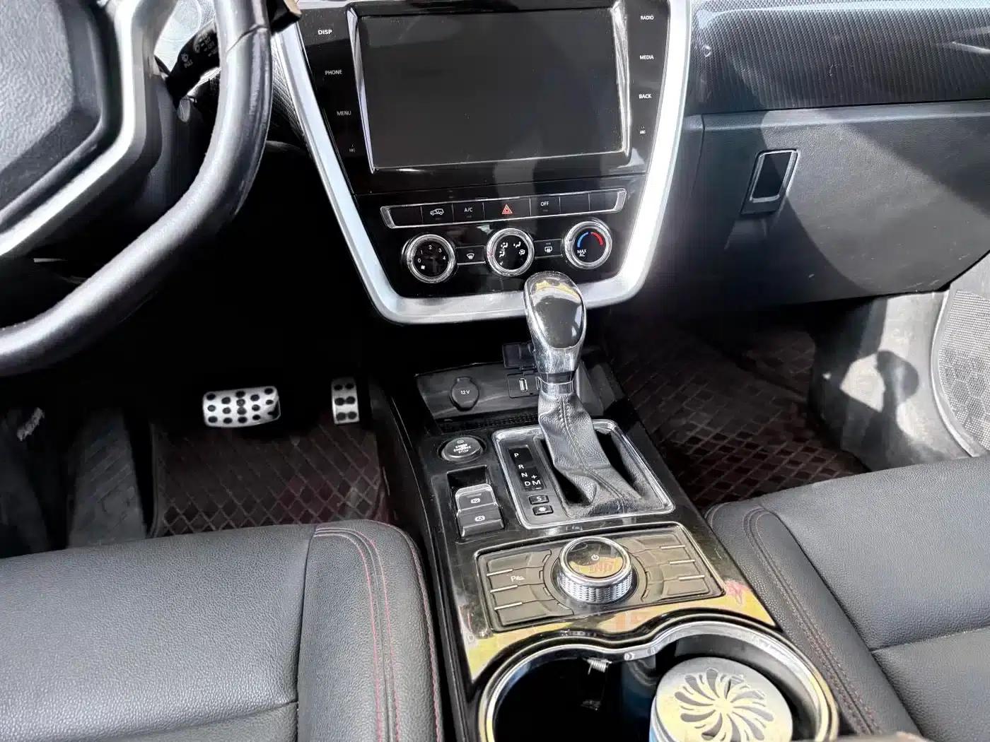 Beijing BJ20 2016 1.5T CVT Luxury Edition — миниатюра 13