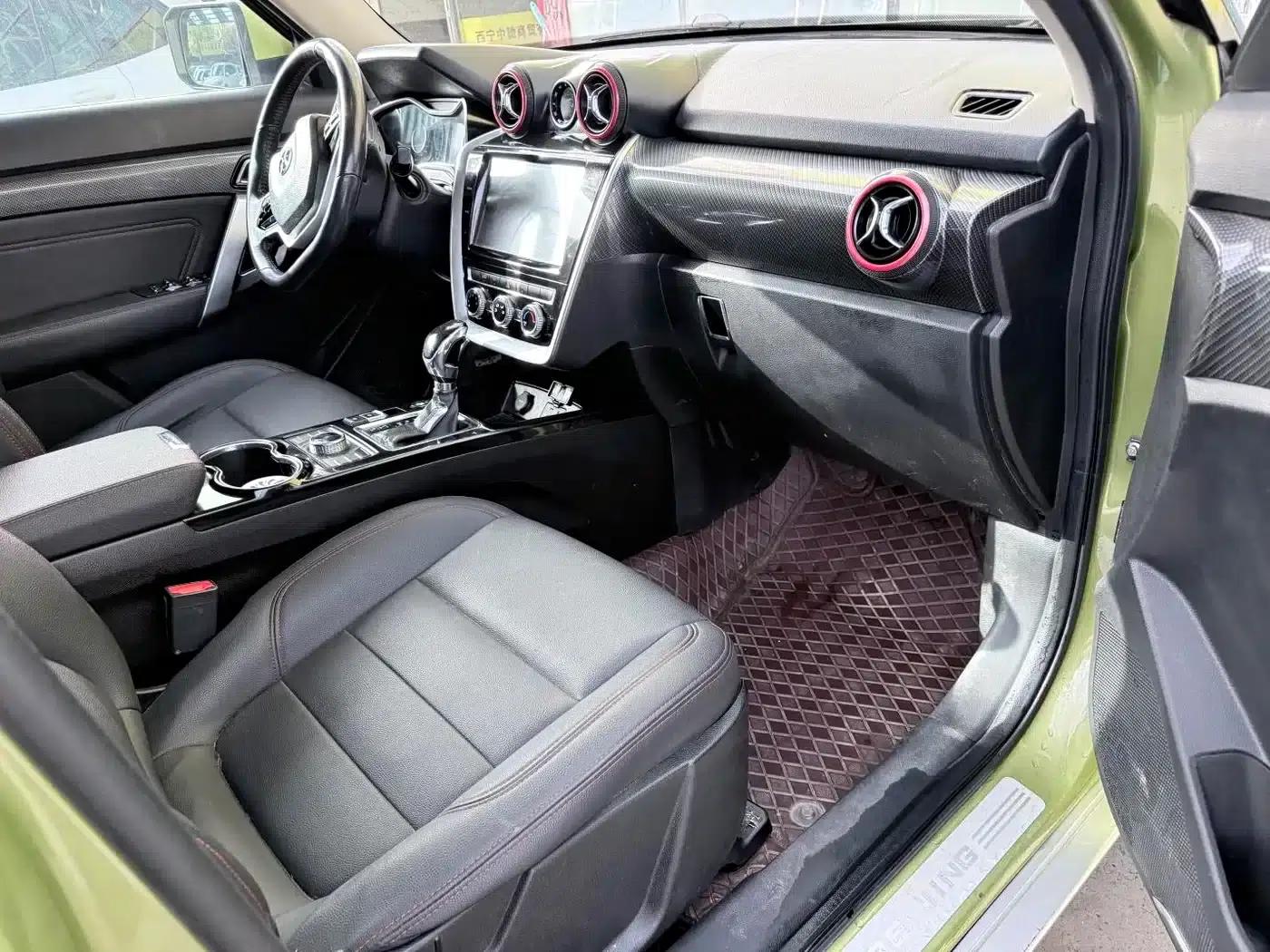 Beijing BJ20 2016 1.5T CVT Luxury Edition — миниатюра 14