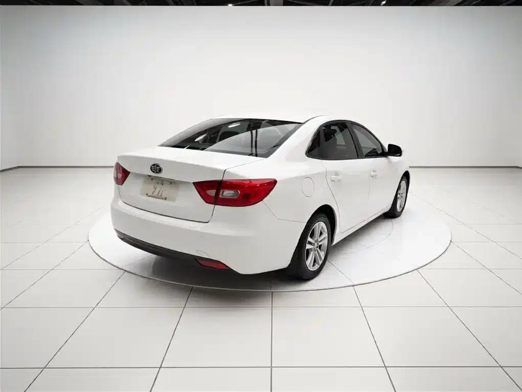 Besturn B30 2017 1.6L Manual Deluxe Edition — миниатюра 7