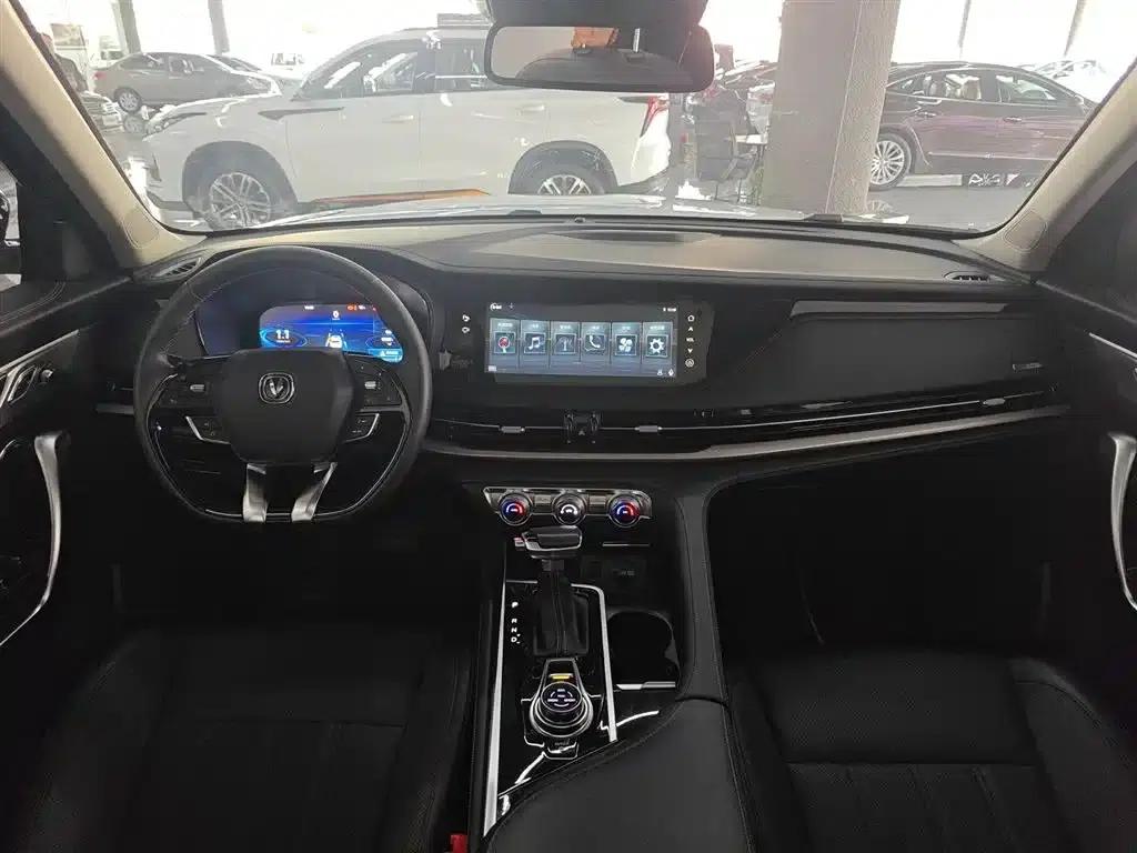 Changan CS95 2019 2.0T 2WD Luxury Edition — миниатюра 10