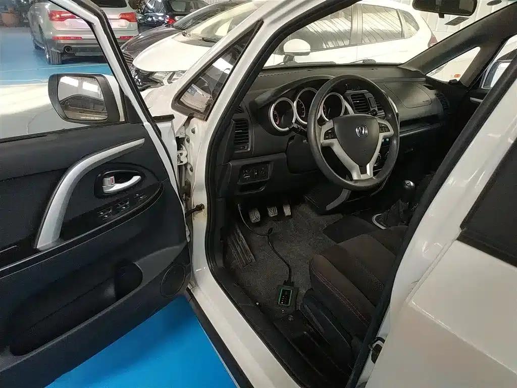 Changan CX20 2014 1.4L Manual Sport Edition (National IV Emission Standard) — миниатюра 12