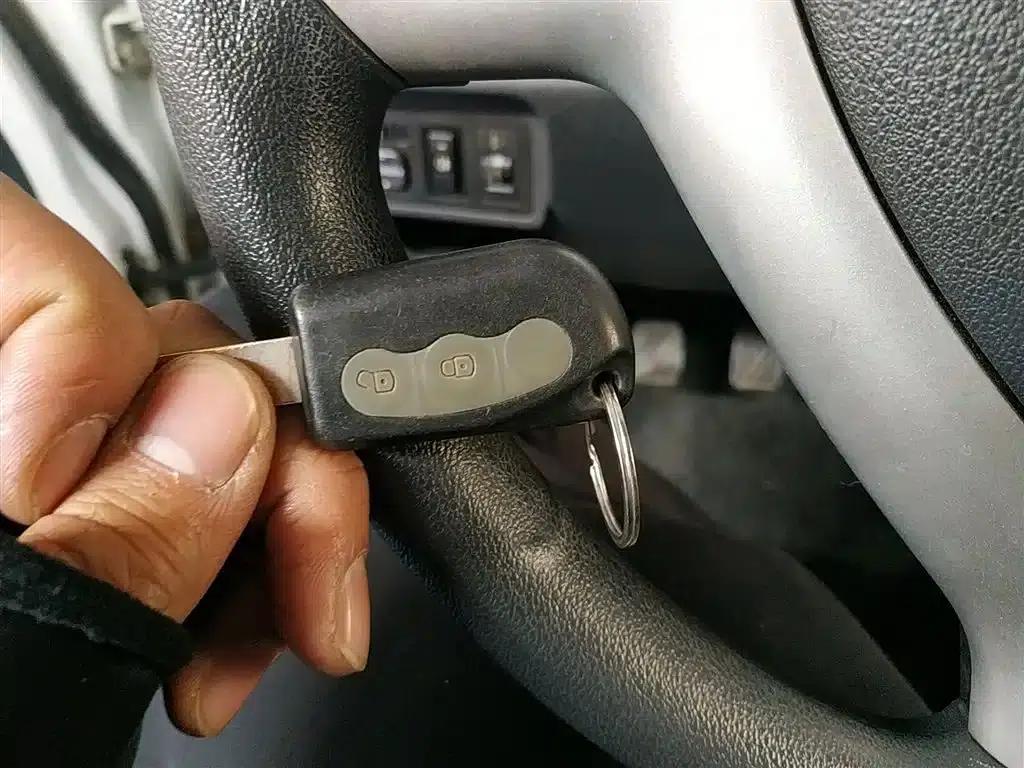 Changan CX20 2014 1.4L Manual Sport Edition (National IV Emission Standard) — миниатюра 17