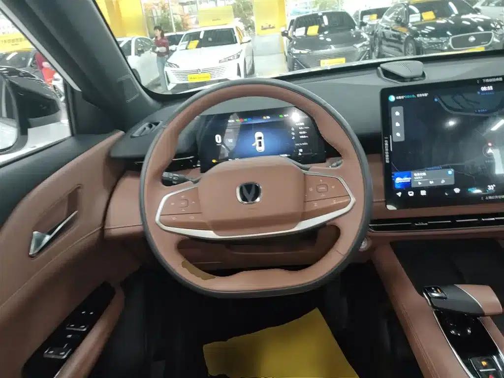 Changan UNI-Z 2025 1.5T Luxury Edition — миниатюра 11