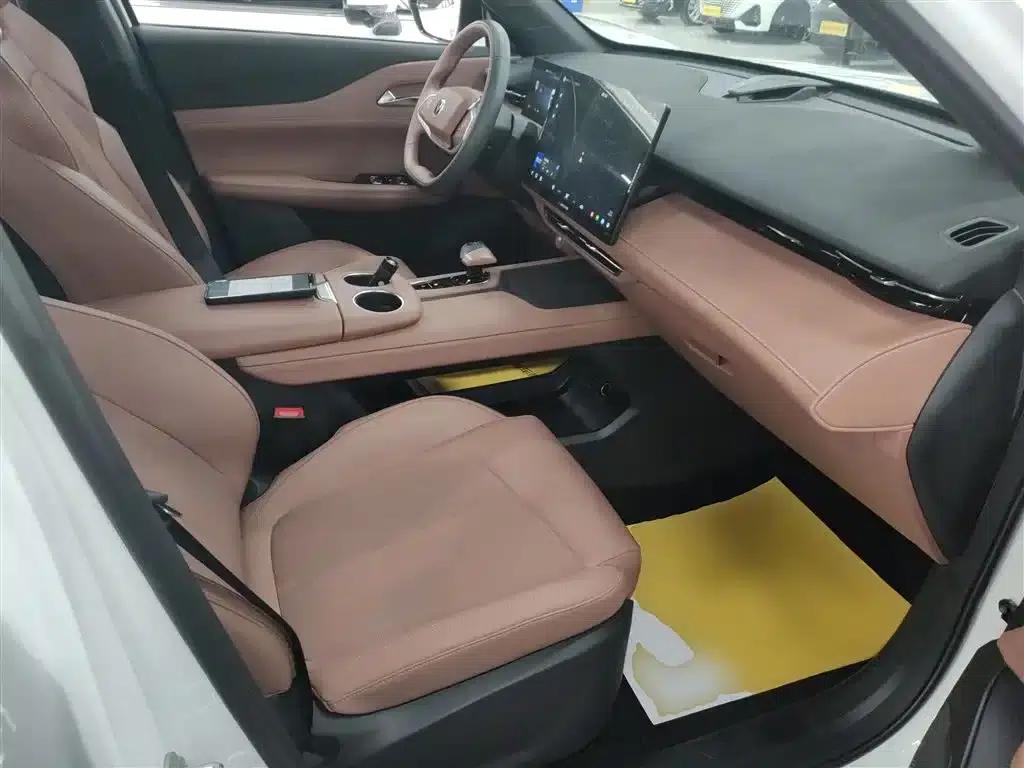 Changan UNI-Z 2025 1.5T Luxury Edition — миниатюра 25
