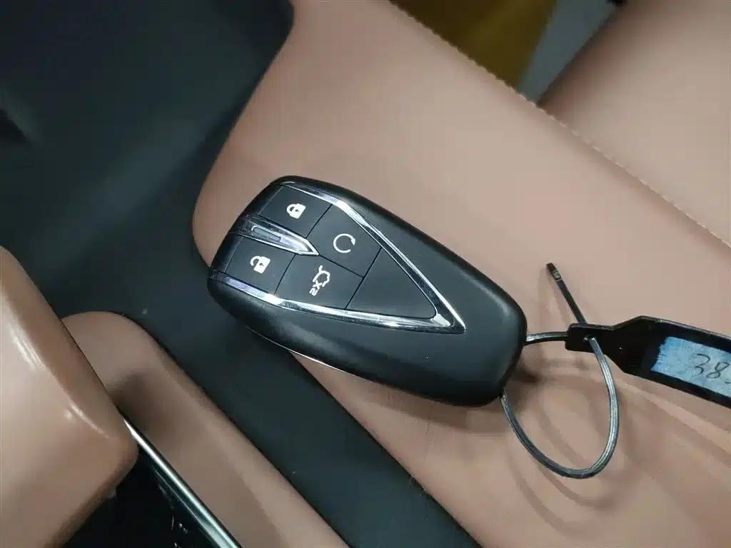 Changan UNI-Z 2025 1.5T Luxury Edition — миниатюра 9