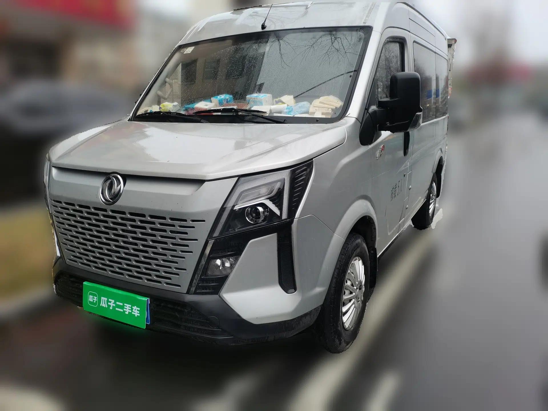 Dongfeng Yufeng 2023 V9+ 2.0T Manual Front-Drive Multi-Function Short-Chassis Mid-Height 5/6-Seater — миниатюра 1