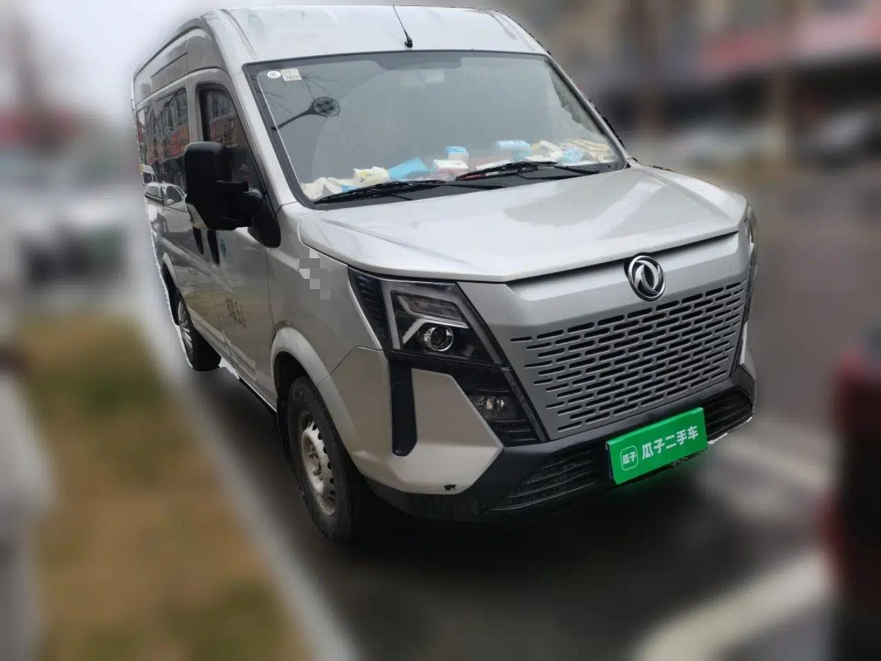 Dongfeng Yufeng 2023 V9+ 2.0T Manual Front-Drive Multi-Function Short-Chassis Mid-Height 5/6-Seater — миниатюра 3