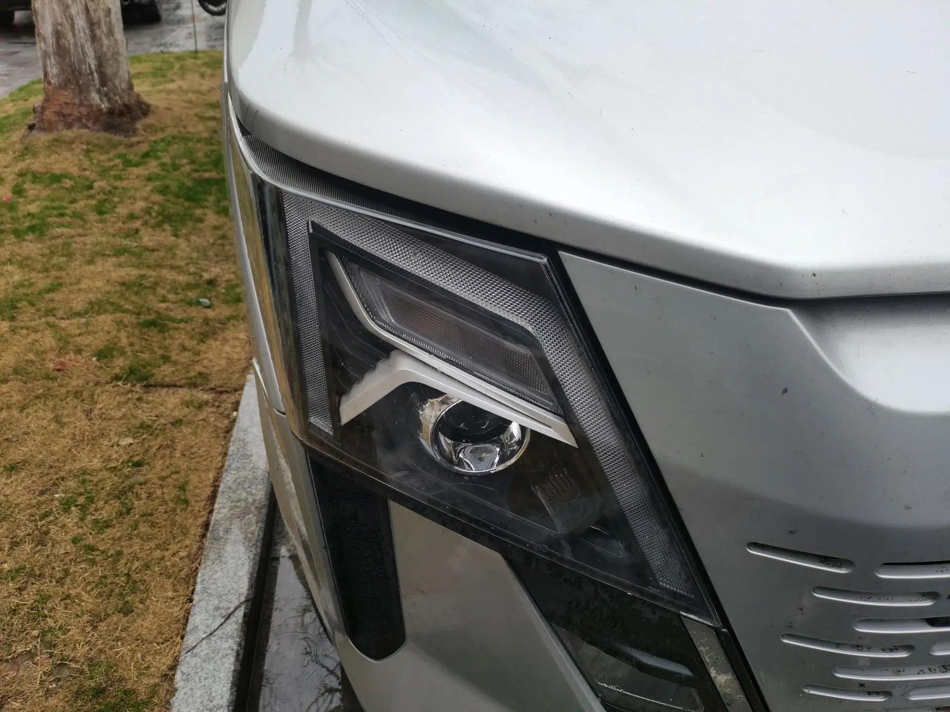 Dongfeng Yufeng 2023 V9+ 2.0T Manual Front-Drive Multi-Function Short-Chassis Mid-Height 5/6-Seater — миниатюра 7