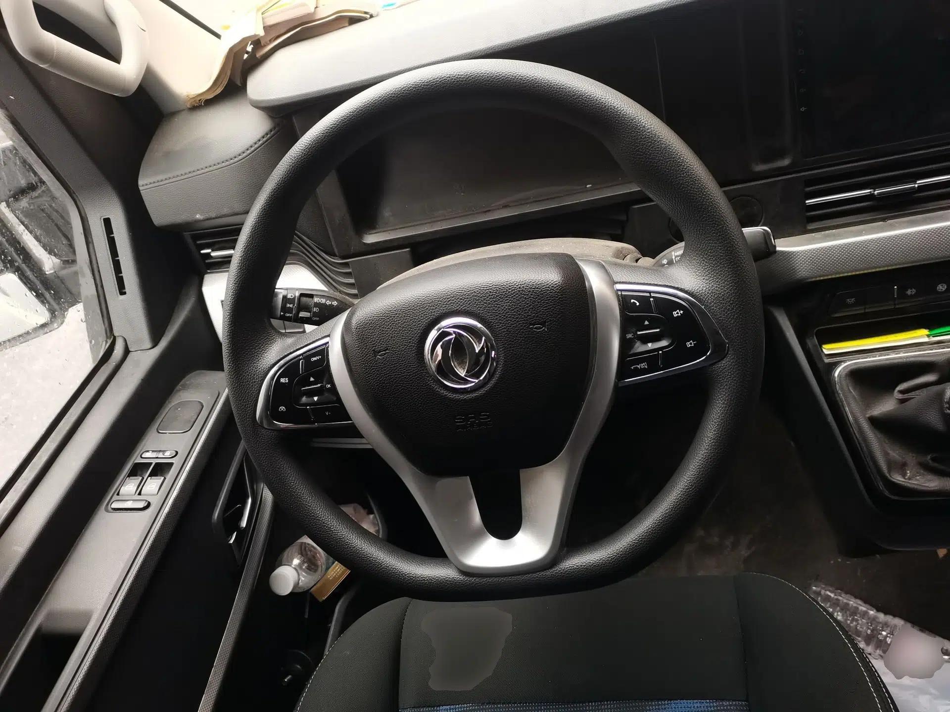 Dongfeng Yufeng 2023 V9+ 2.0T Manual Front-Drive Multi-Function Short-Chassis Mid-Height 5/6-Seater — миниатюра 9