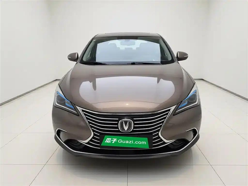 Changan Eado New Energy 2019 EV460 Shared Edition — миниатюра 3