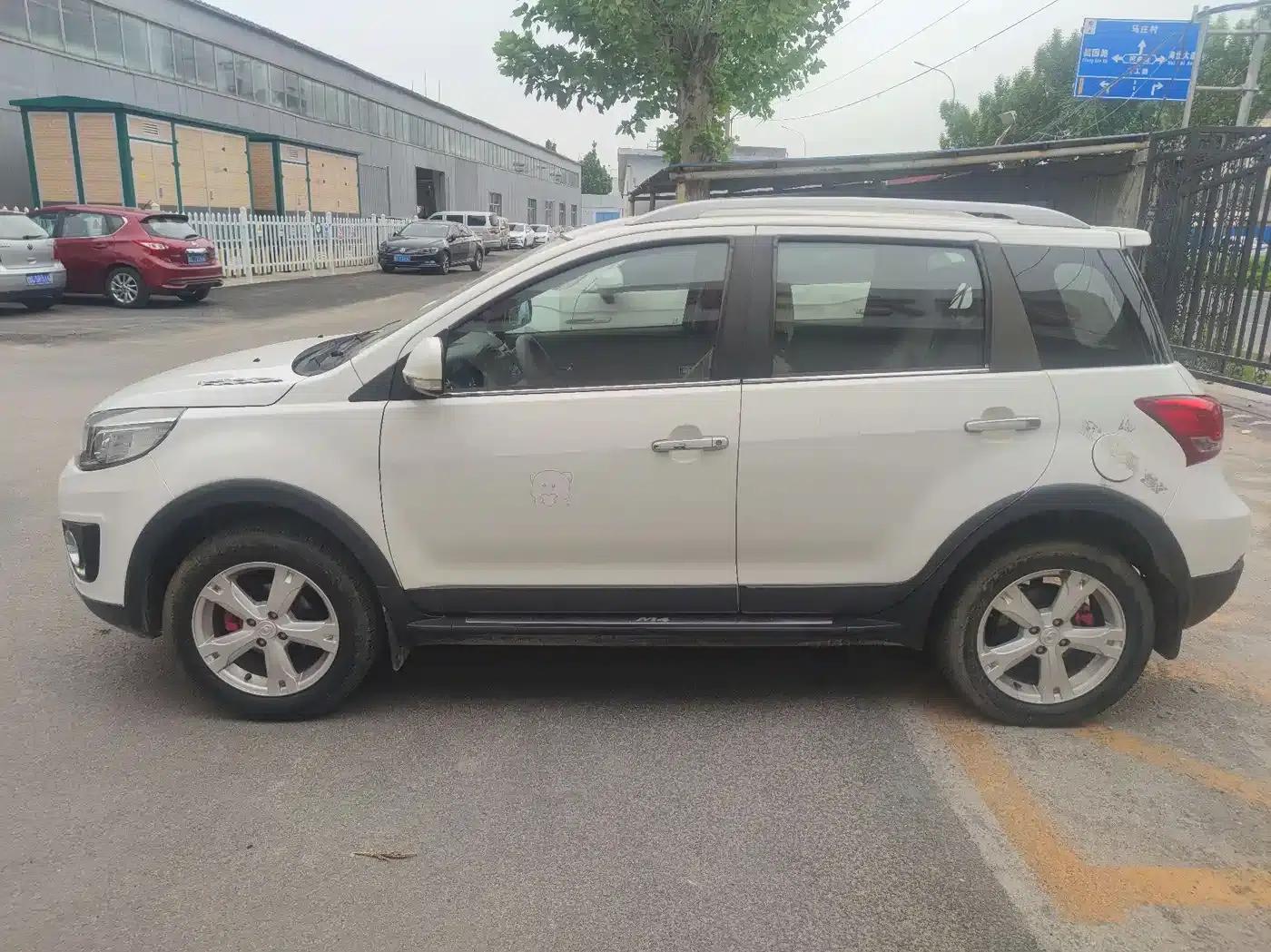 Great Wall M4 2014 1.5L Manual Comfort Model — миниатюра 9