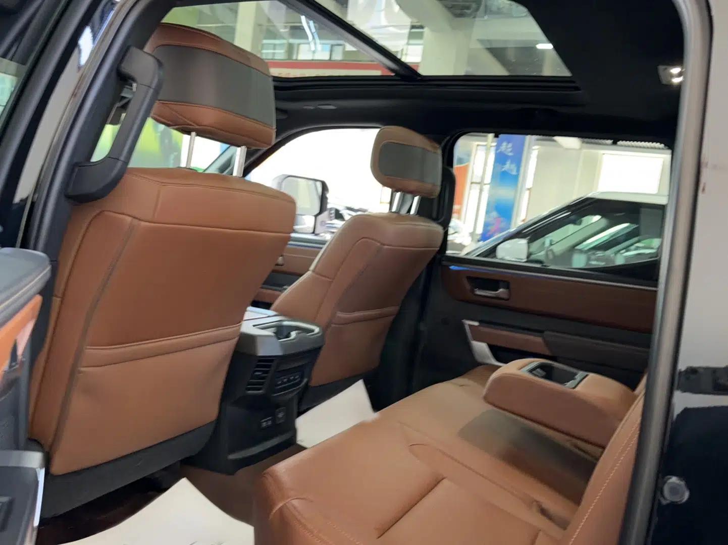 Toyota Tundra  — миниатюра 8