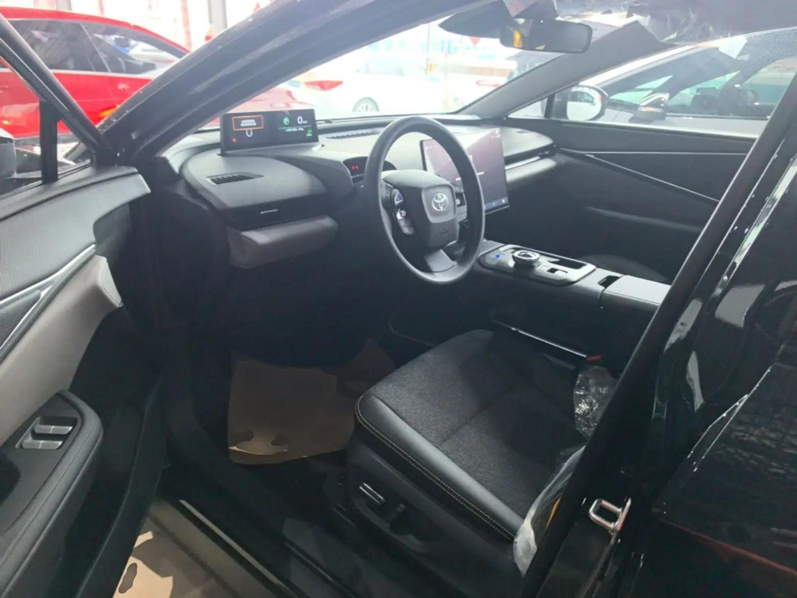 Toyota bZ5 2025 Model 550 JOY — миниатюра 19