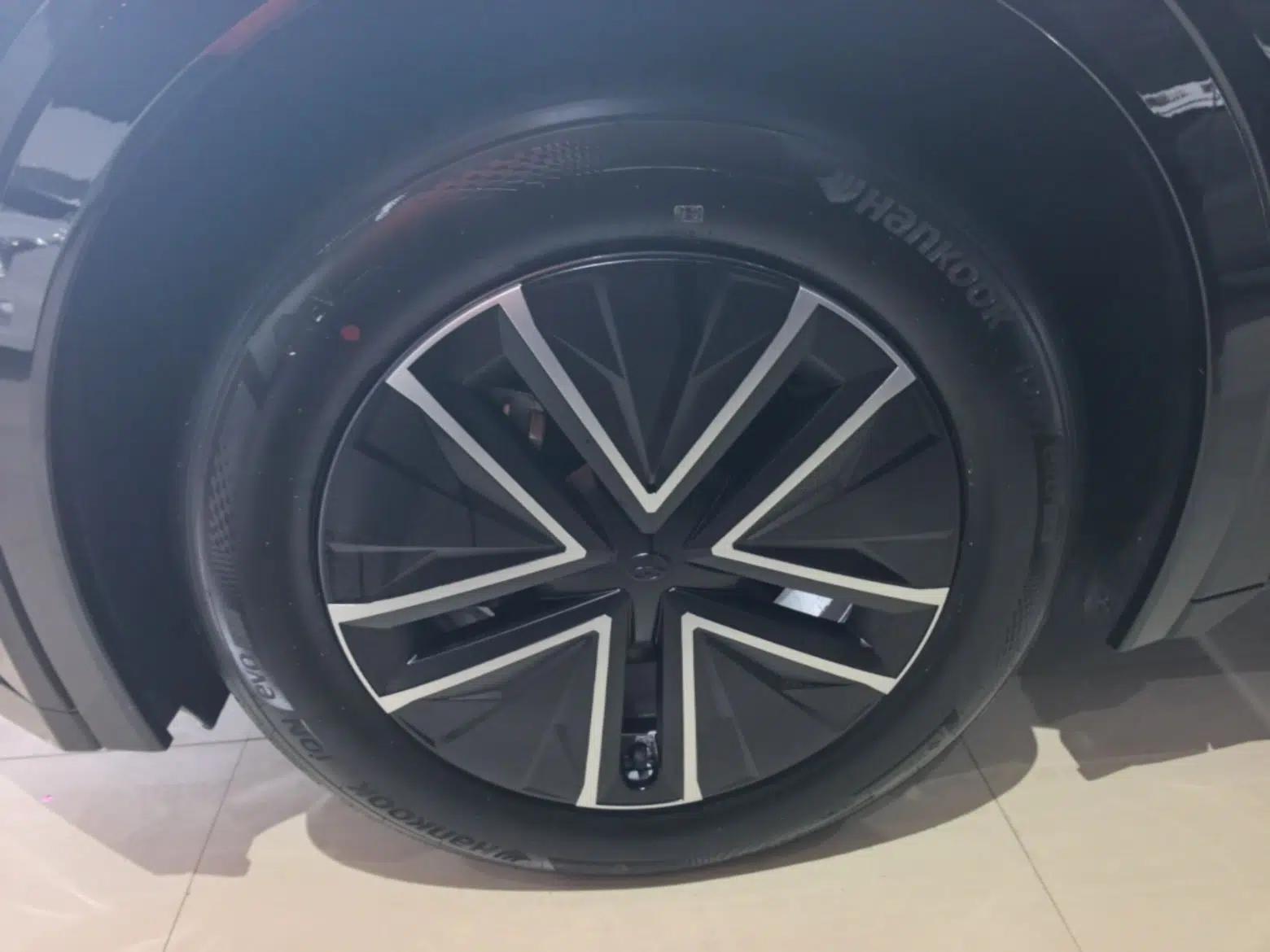 Toyota bZ5 2025 Model 550 JOY — миниатюра 8
