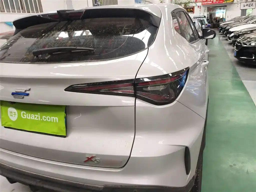 Changan Oushang X5 PLUS 2023 Facelift 1.5T DCT Premium Edition — миниатюра 8