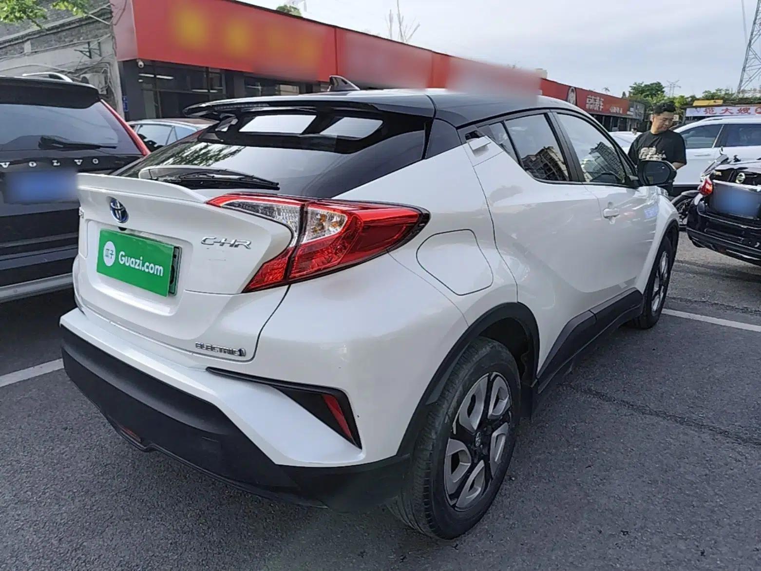 Toyota C-HR EV 2020 Leading Edition — миниатюра 6