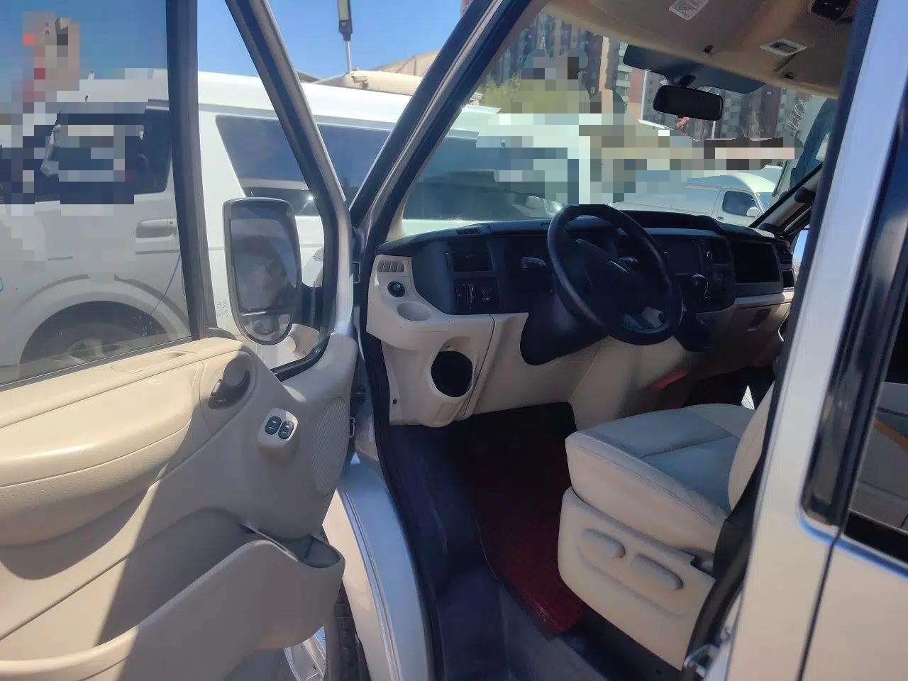 Ford Transit Custom 2016 2.2T Long-Wheelbase 6/7-Seater Mid-Roof Multi-Purpose Vehicle — миниатюра 17
