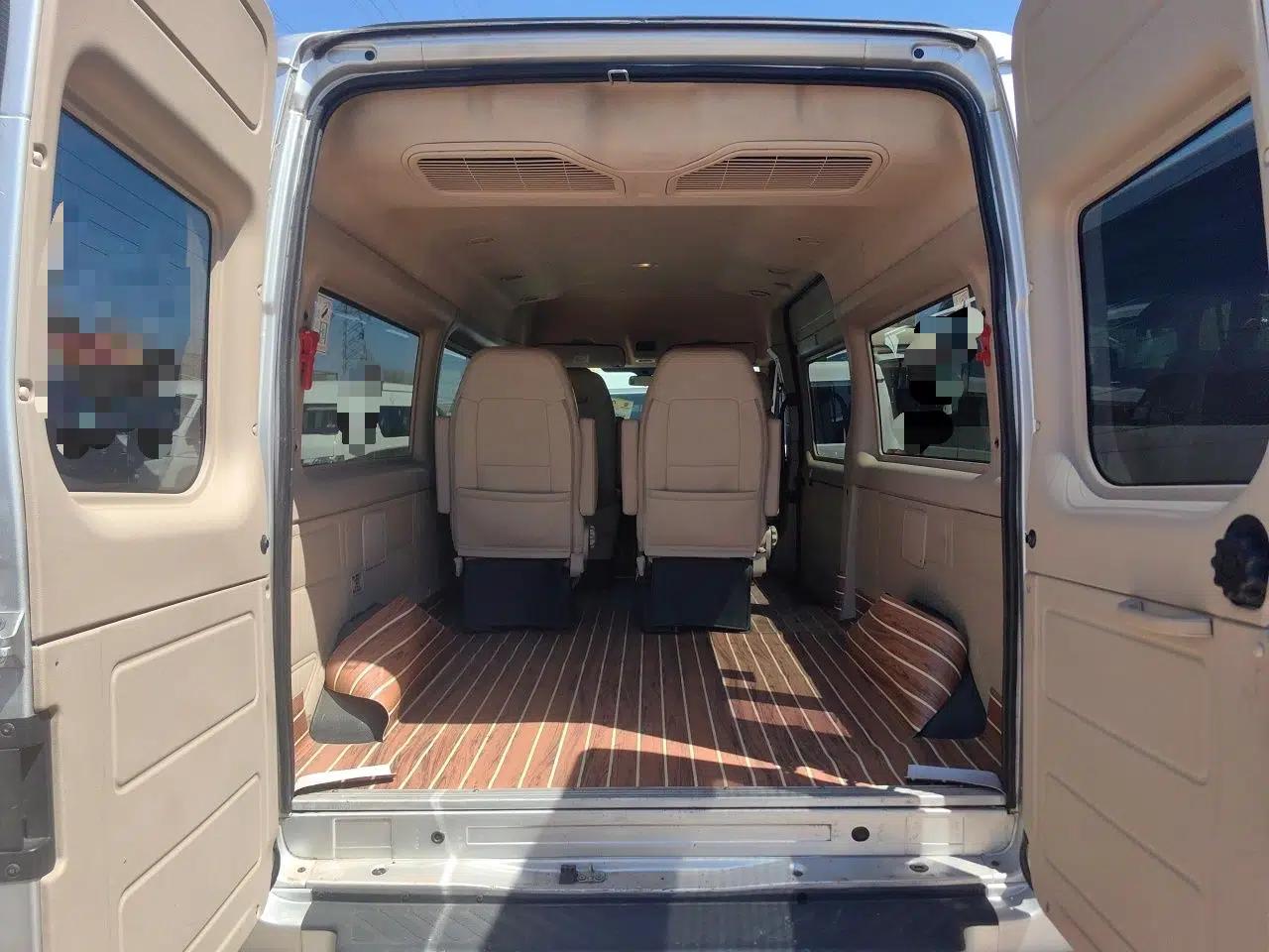 Ford Transit Custom 2016 2.2T Long-Wheelbase 6/7-Seater Mid-Roof Multi-Purpose Vehicle — миниатюра 20