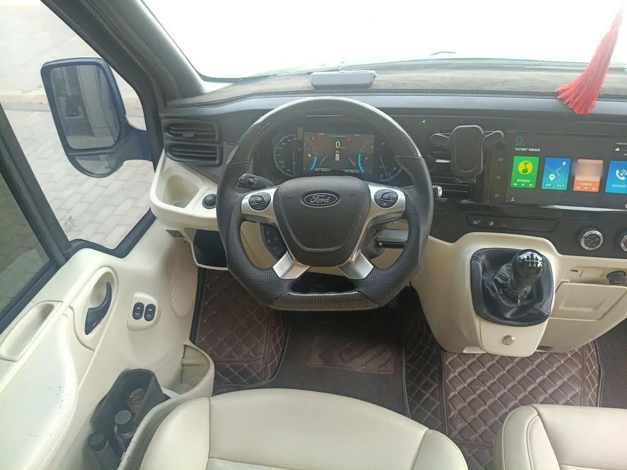 Ford Transit Custom 2021 2.2T Manual Logistics Vehicle Pro Short Wheelbase 6-Seater Mid-Roof China VI Standard — миниатюра 11