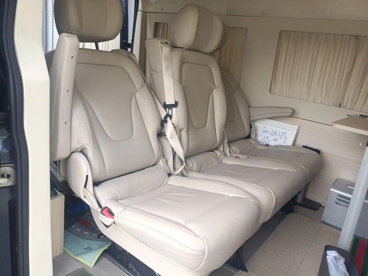 Ford Transit Custom 2021 2.2T Manual Logistics Vehicle Pro Short Wheelbase 6-Seater Mid-Roof China VI Standard — миниатюра 18