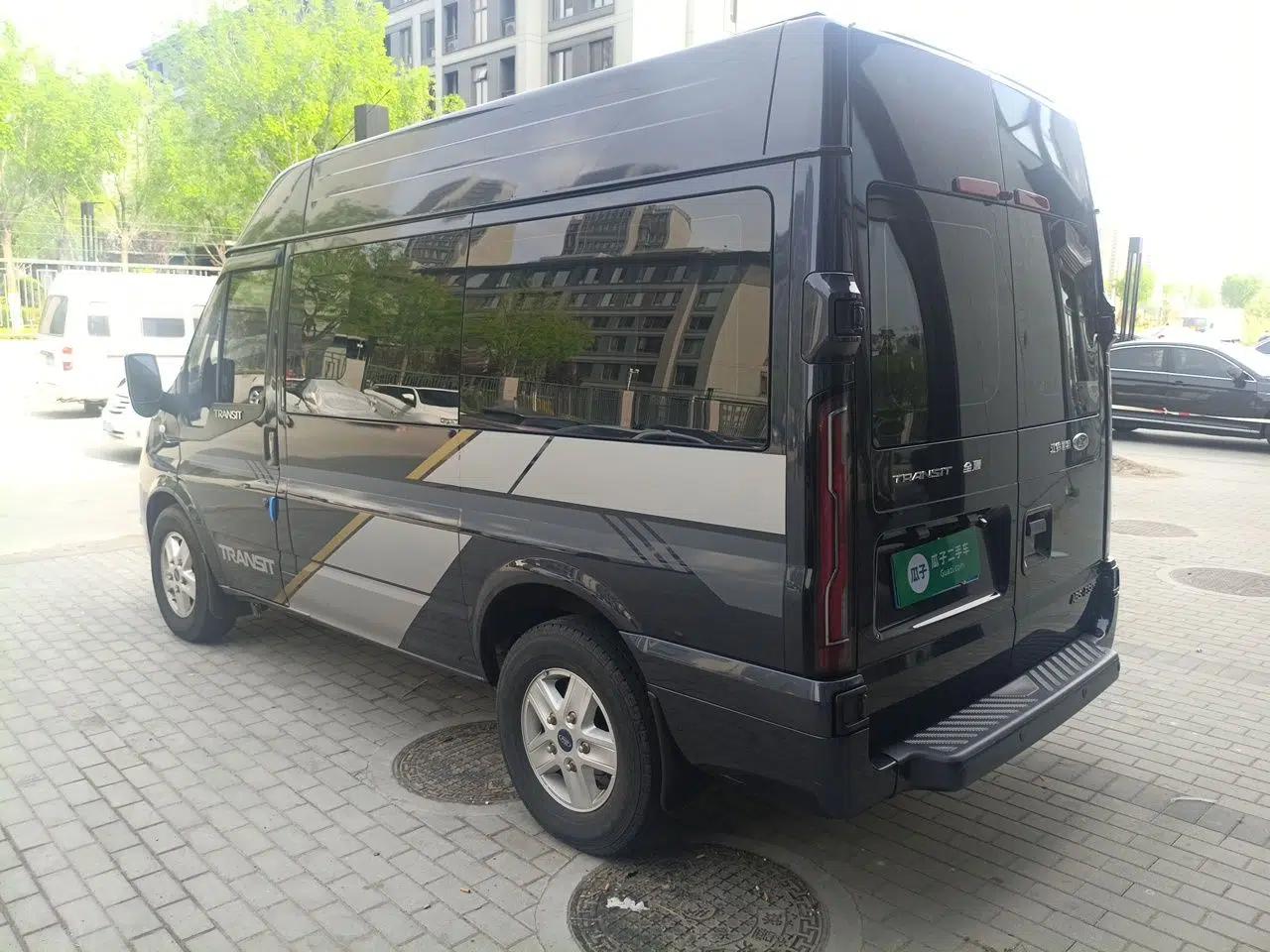 Ford Transit Custom 2021 2.2T Manual Logistics Vehicle Pro Short Wheelbase 6-Seater Mid-Roof China VI Standard — миниатюра 4