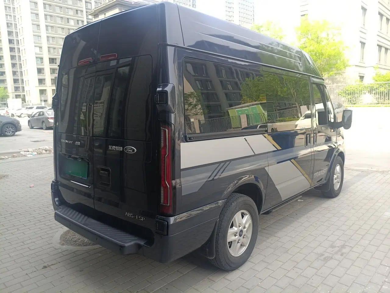 Ford Transit Custom 2021 2.2T Manual Logistics Vehicle Pro Short Wheelbase 6-Seater Mid-Roof China VI Standard — миниатюра 6
