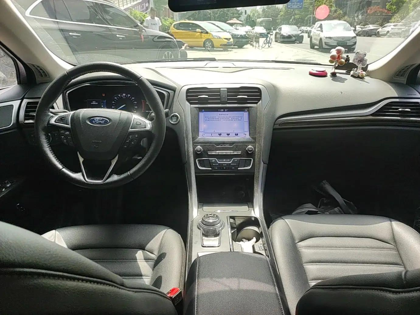 Ford Mondeo New Energy 2018 2.0 PHEV Smart-Controlled Fashion Edition China VI Standard — миниатюра 12